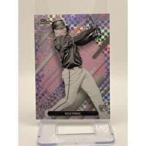 2025 Topps Finest Nick Yorke Rookie Rare Pearl Checkerboard Refractor 9/30 SP RC